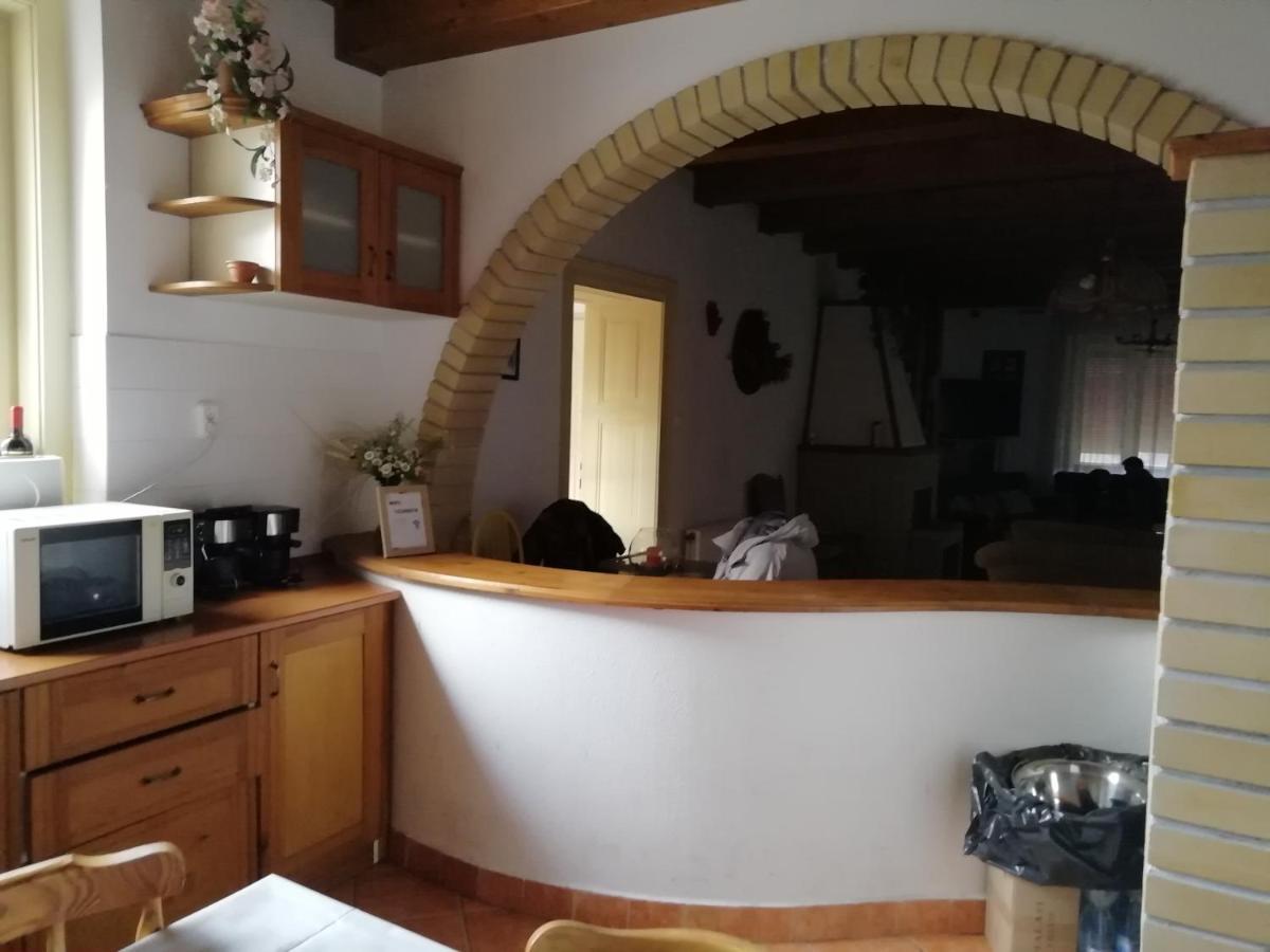 Casa Napsugar Panzio Bed & Breakfast Apostag Eksteriør bilde