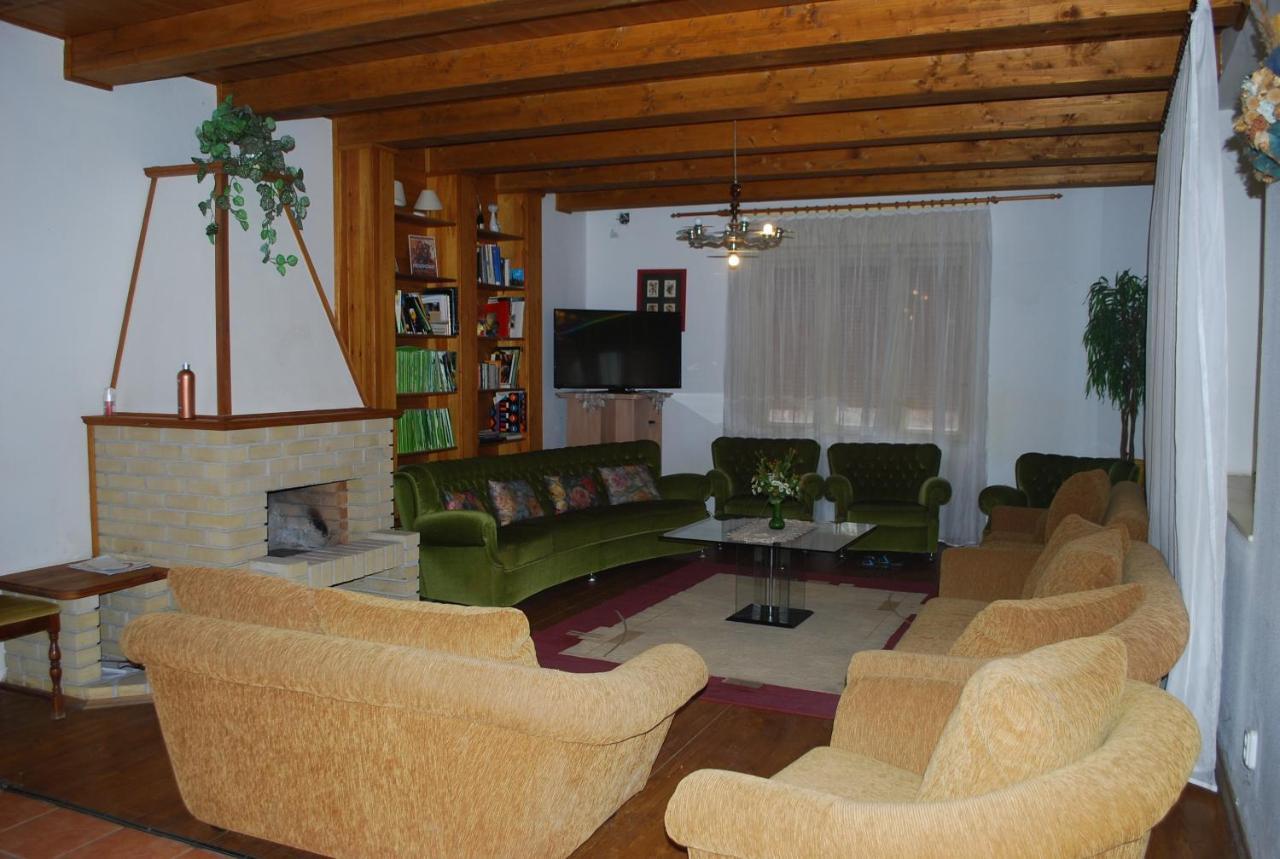 Casa Napsugar Panzio Bed & Breakfast Apostag Eksteriør bilde