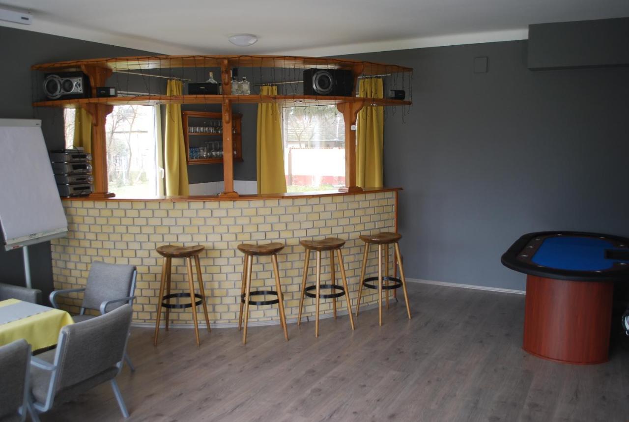 Casa Napsugar Panzio Bed & Breakfast Apostag Eksteriør bilde