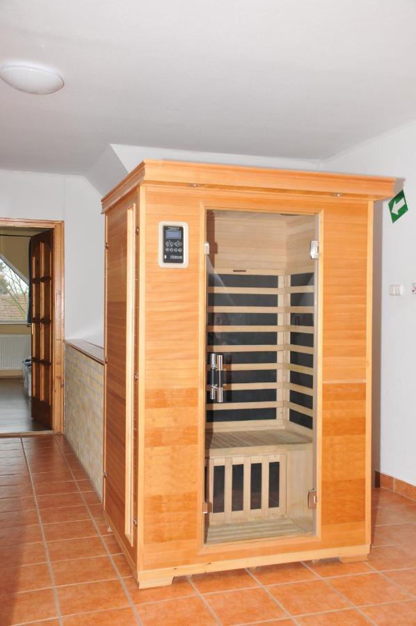 Casa Napsugar Panzio Bed & Breakfast Apostag Eksteriør bilde