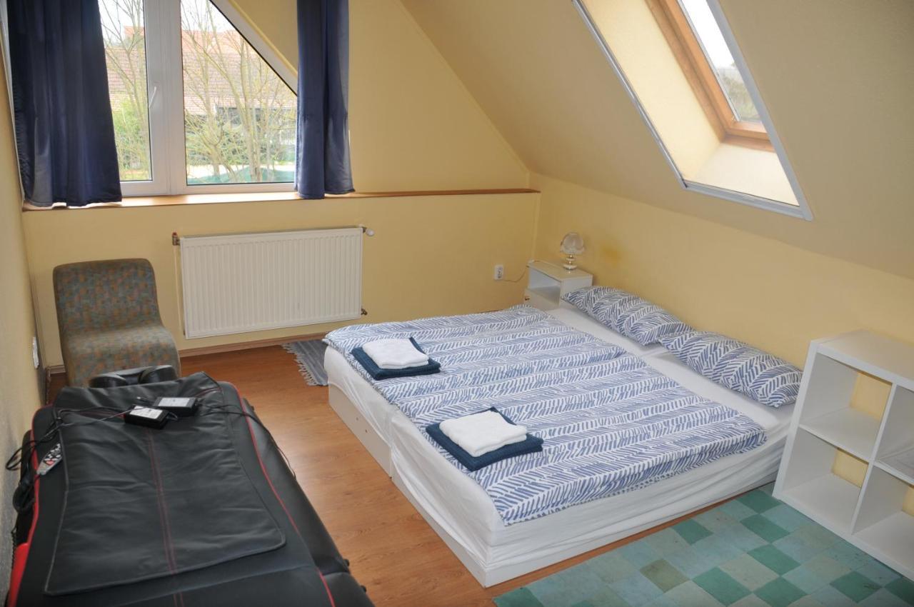 Casa Napsugar Panzio Bed & Breakfast Apostag Rom bilde