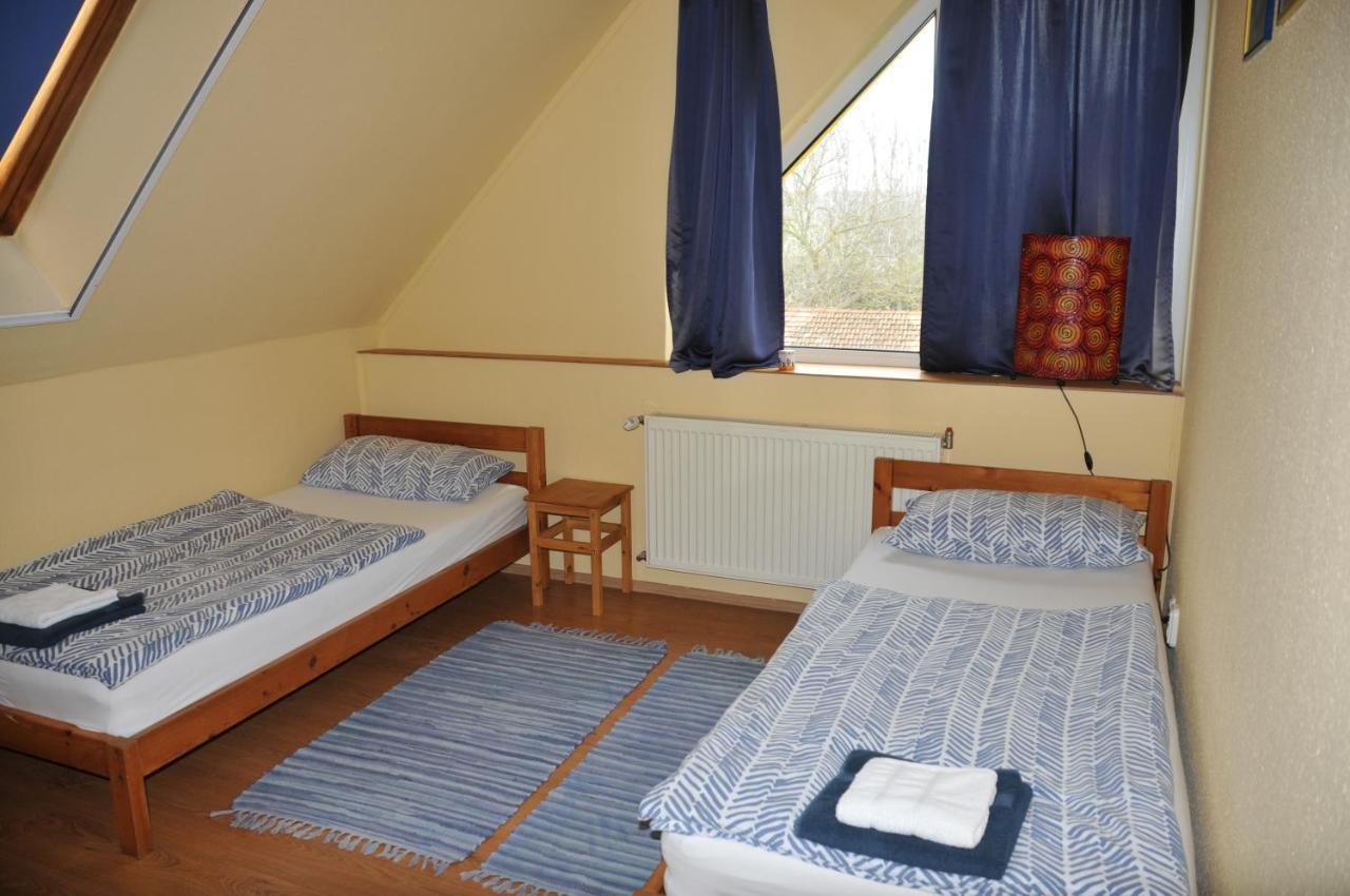 Casa Napsugar Panzio Bed & Breakfast Apostag Rom bilde