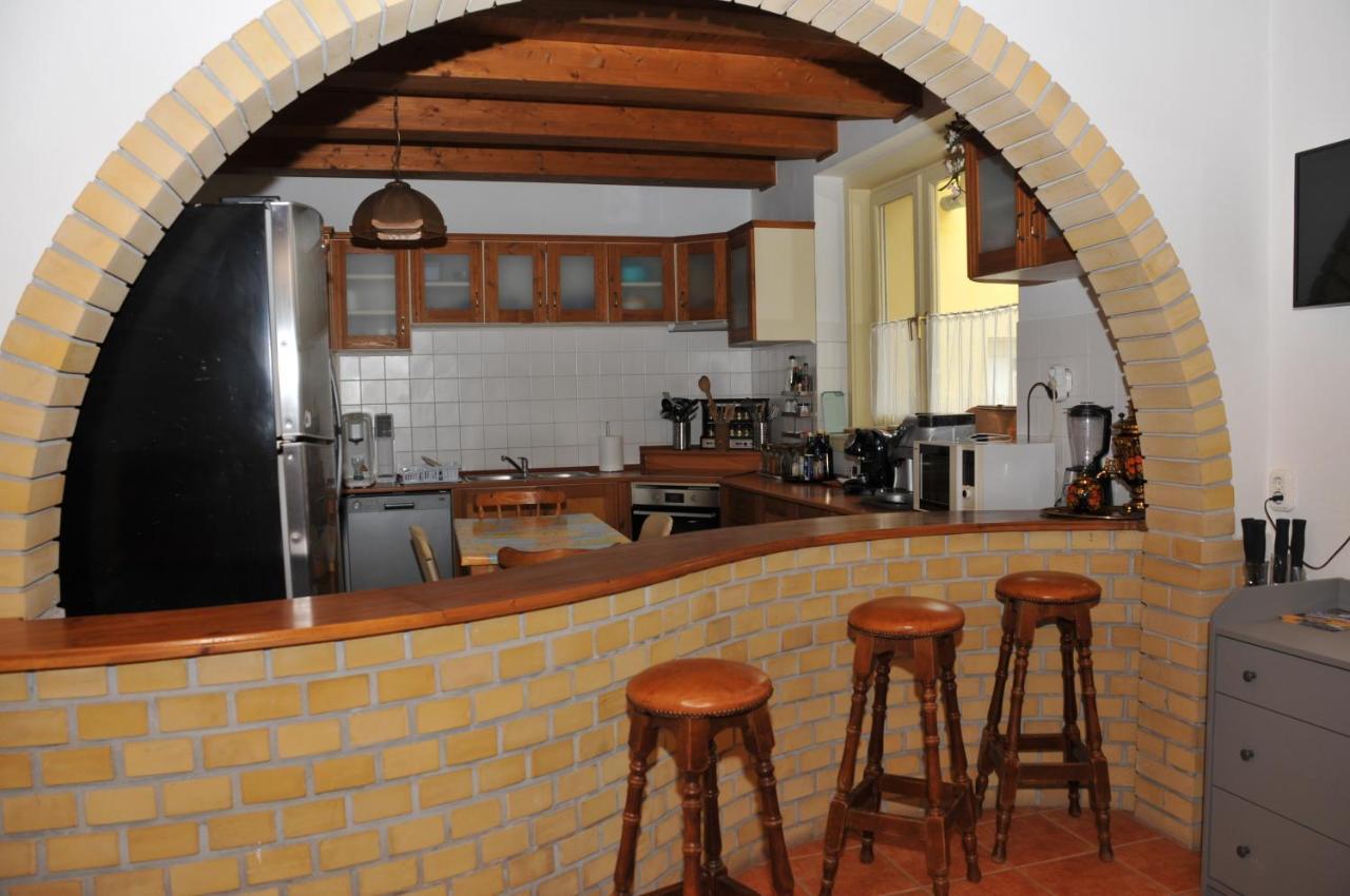 Casa Napsugar Panzio Bed & Breakfast Apostag Eksteriør bilde